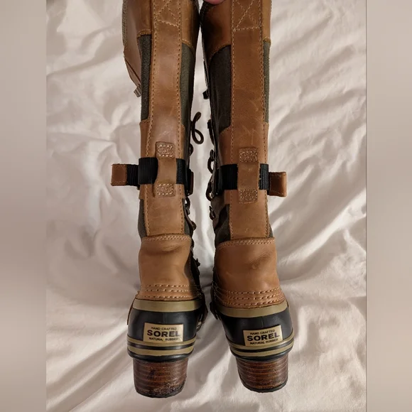 Sorel Conquest Carly Two-Tone Lace-Up Waterproof Tall Military Style Duck Boots - Picture 8 of 15